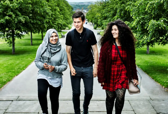 students walking outside