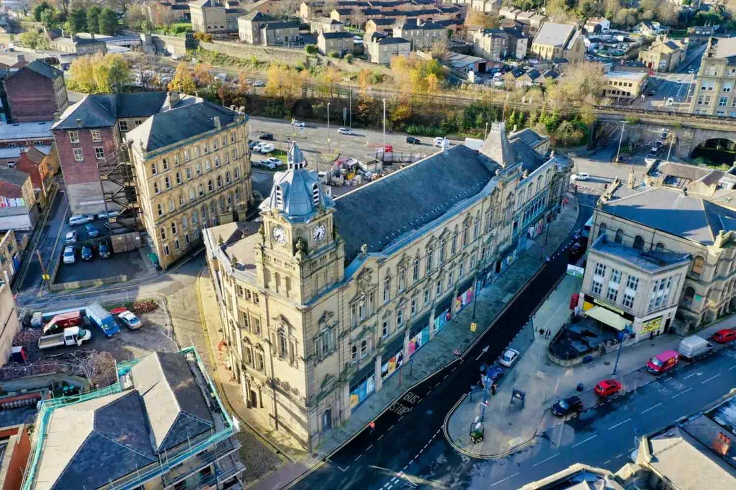 Kirklees-College-Pioneer-House-Dewsbury-Richardsons-Office-Furniture-Rotorgraph-Drone-Photography2-1024x682-1